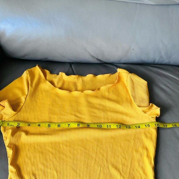 SHEIN TOP - Picture 6 of 6